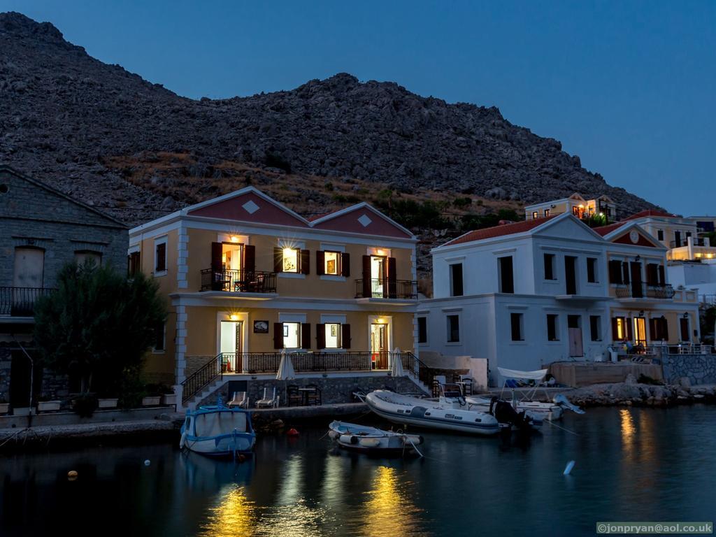 Perla Di Mare Apartment Symi Exterior photo